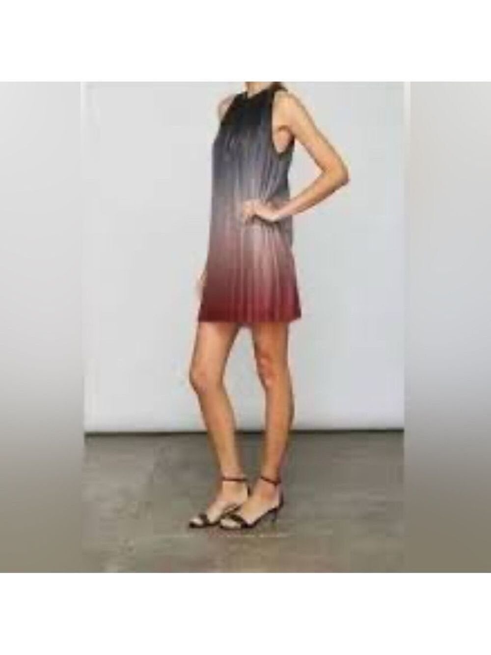 Sundays Anthropologie Tara in Gray & Pink Ombré Pleated Sleeveless Dress-Sz 1 Jr